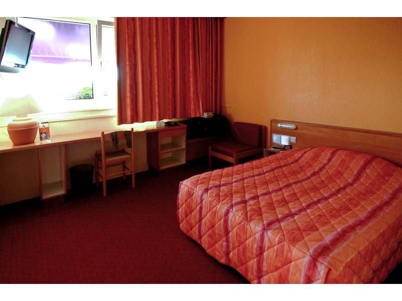 Logis Hotel Atrium Epinal Golbey Chavelot מראה חיצוני תמונה
