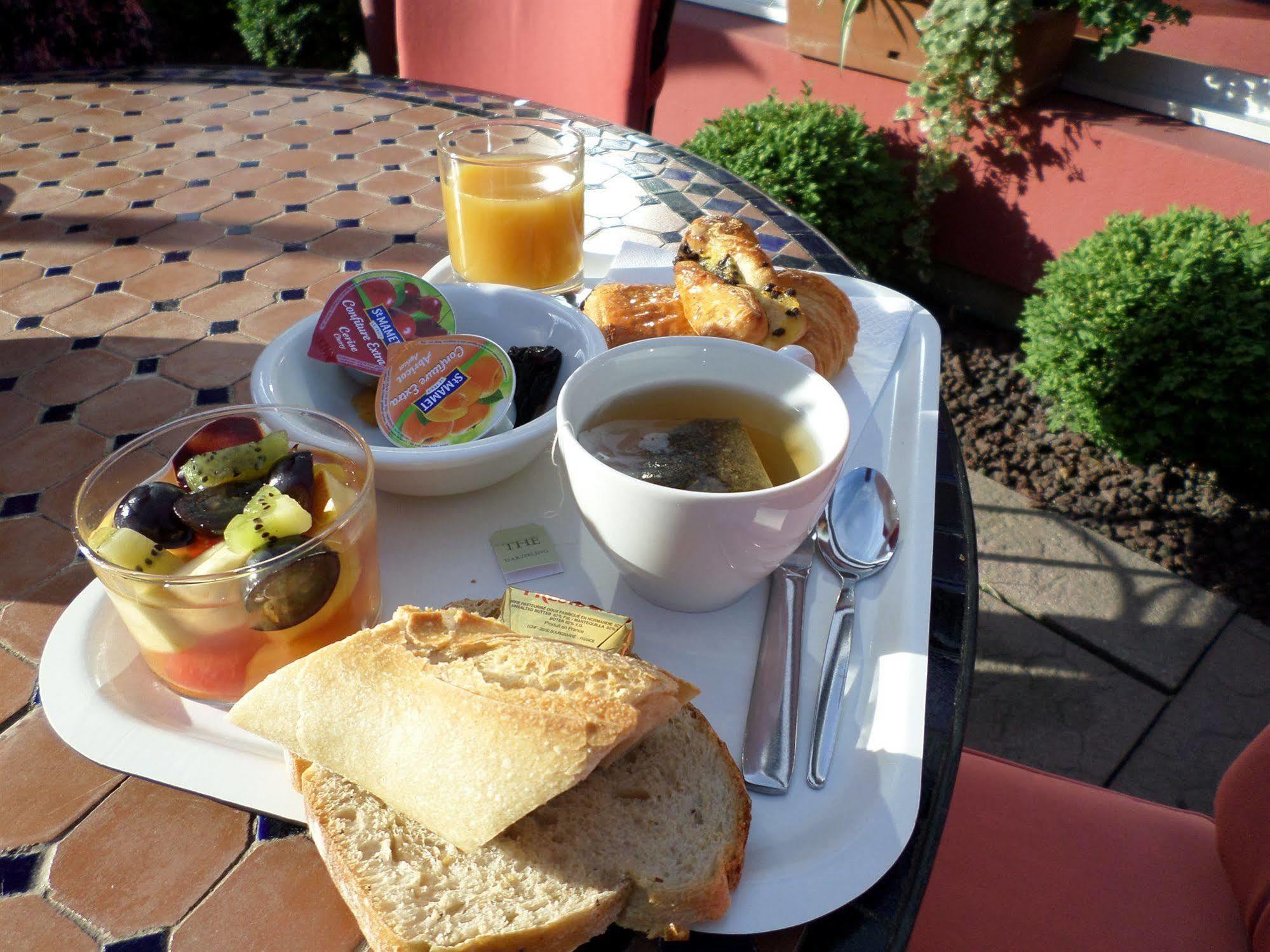 Logis Hotel Atrium Epinal Golbey Chavelot מראה חיצוני תמונה