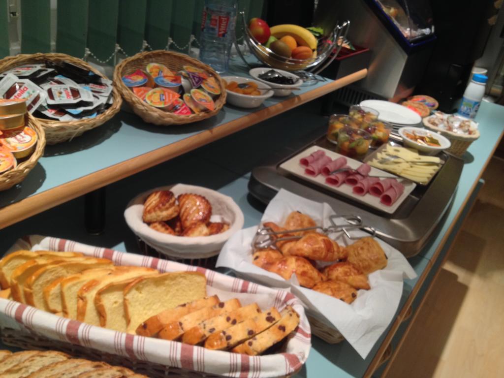 Logis Hotel Atrium Epinal Golbey Chavelot מראה חיצוני תמונה