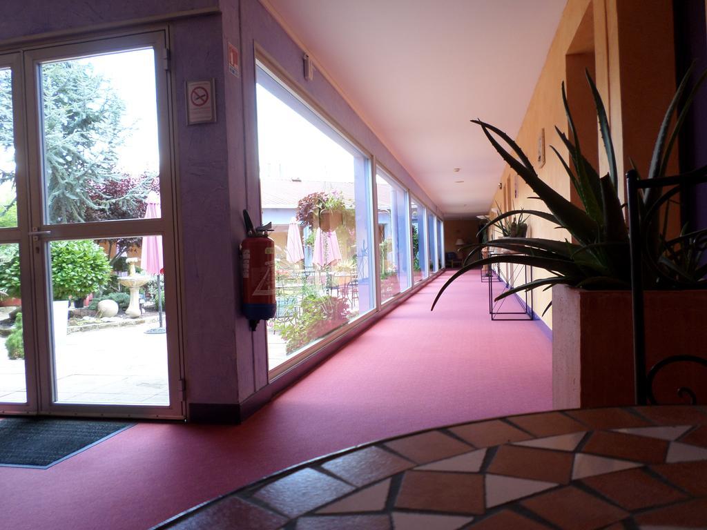 Logis Hotel Atrium Epinal Golbey Chavelot מראה חיצוני תמונה